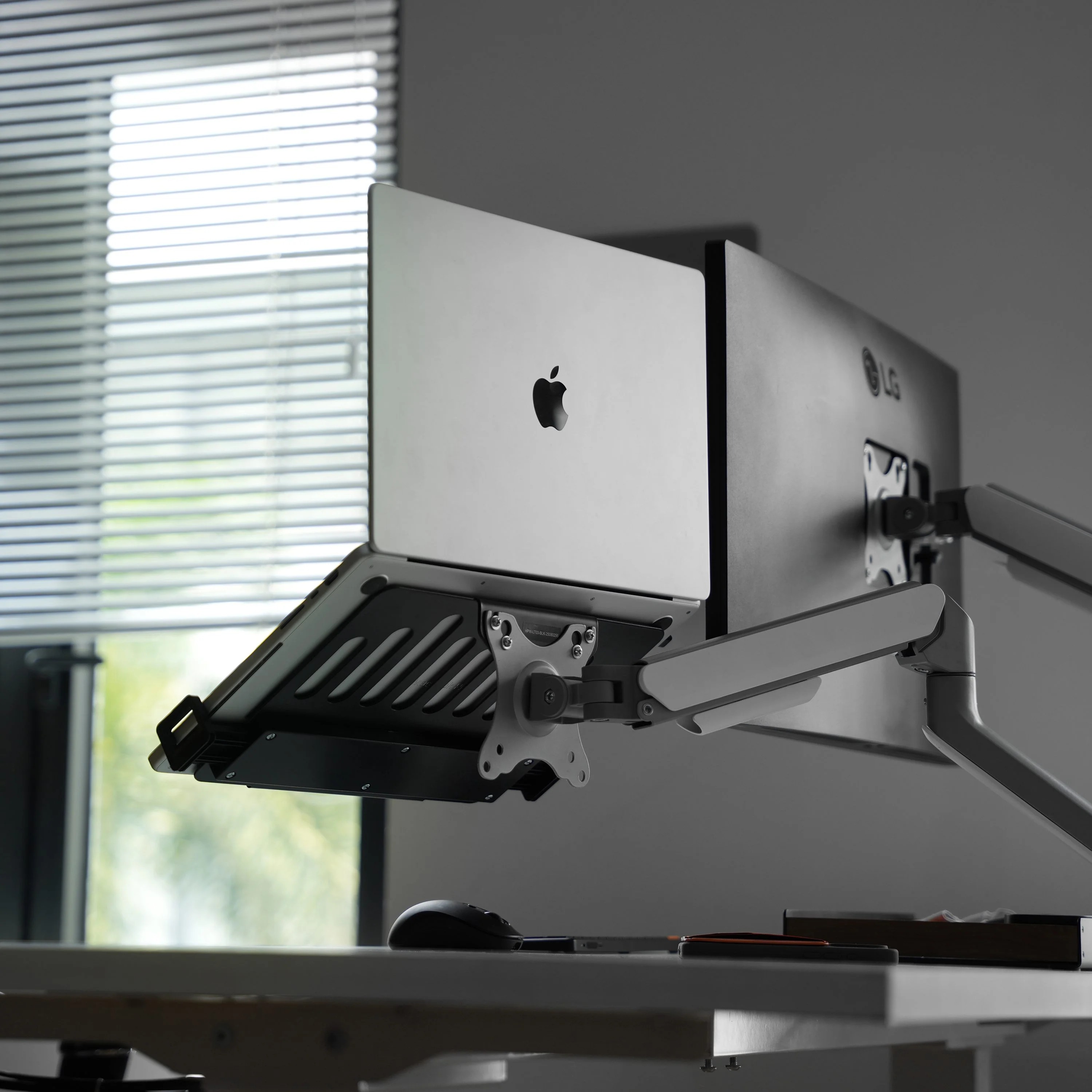 Giá đỡ Laptop Holder HyperWork LT03