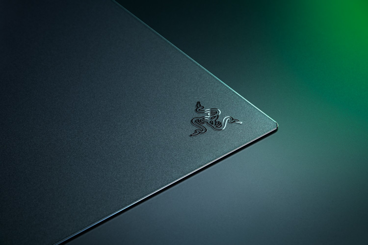 Bàn di chuột Kính Cường Lực Razer Atlas Pro