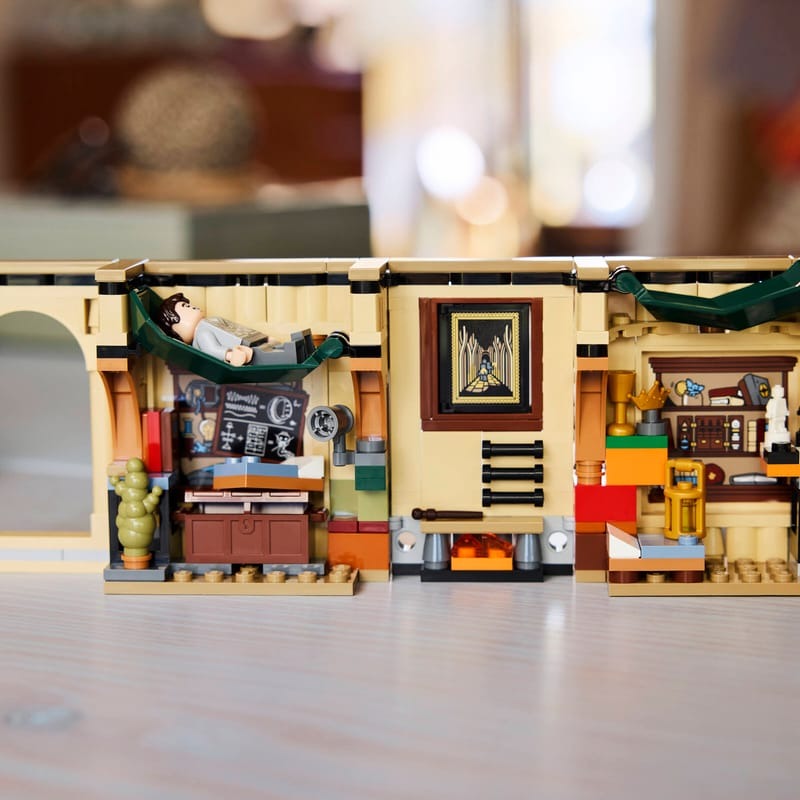 Bộ Mô Hình Lắp Ráp LEGO Harry Potter Căn Phòng Yêu Cầu #40770