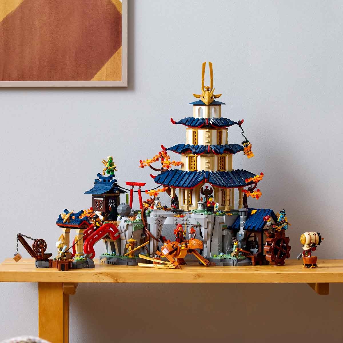 Bộ Mô Hình Đấu Trường Thành Ninja LEGO NINJAGO #71814
