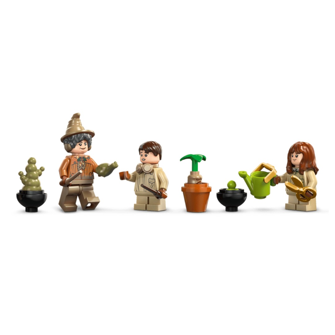 Bộ Mô Hình Lắp Ráp LEGO Harry Potter Lớp Học Thảo Dược #76445