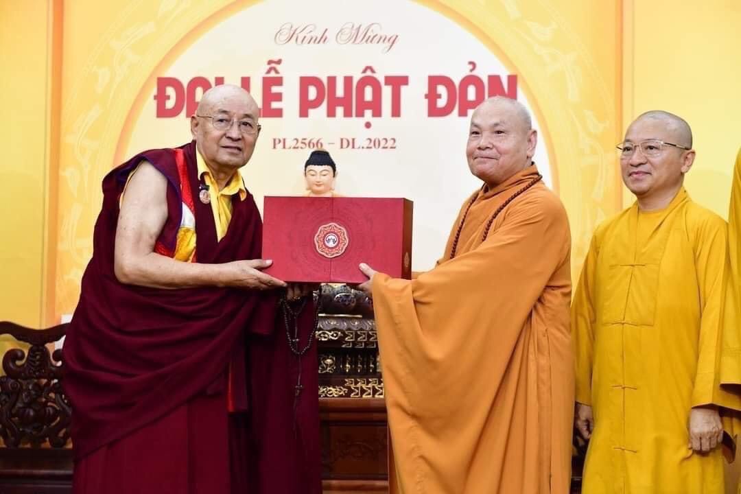 Đức H.E Drubwang Sonam Jorfel Rinpoche viếng thăm Việt Nam
