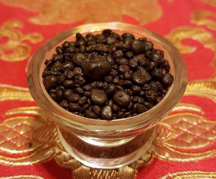 THUỐC PHÁP - THUỐC GIA TRÌ - Những Điều Kiện Nghiêm Ngặt Trong Quá Trình Làm Thuốc  