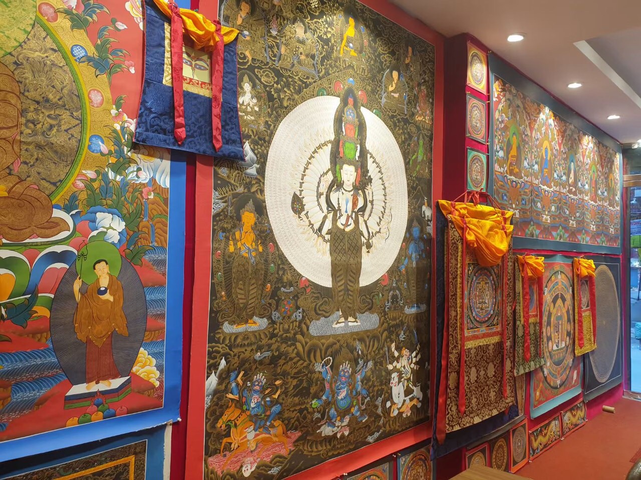 TRANH THANGKA