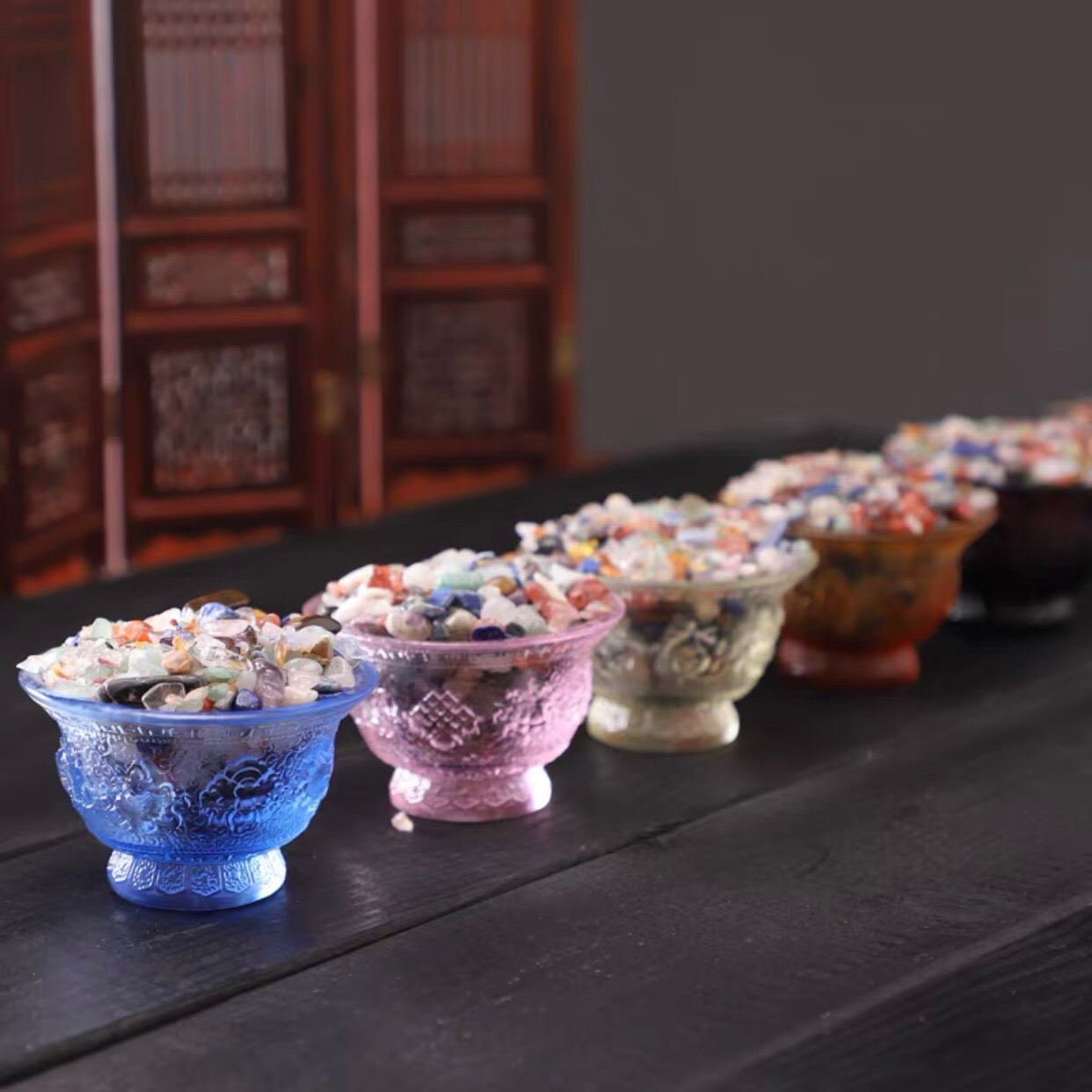 ĐÁ THẤT BẢO, TINH DẦU NƯỚC HOA