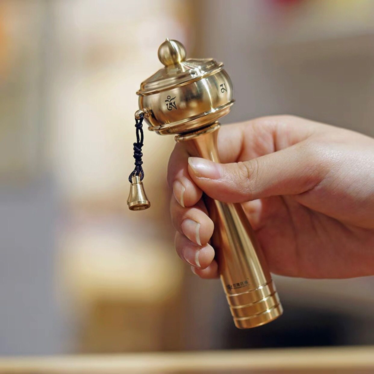 Kinh Luân đồng microfilm mini 3 triệu biến