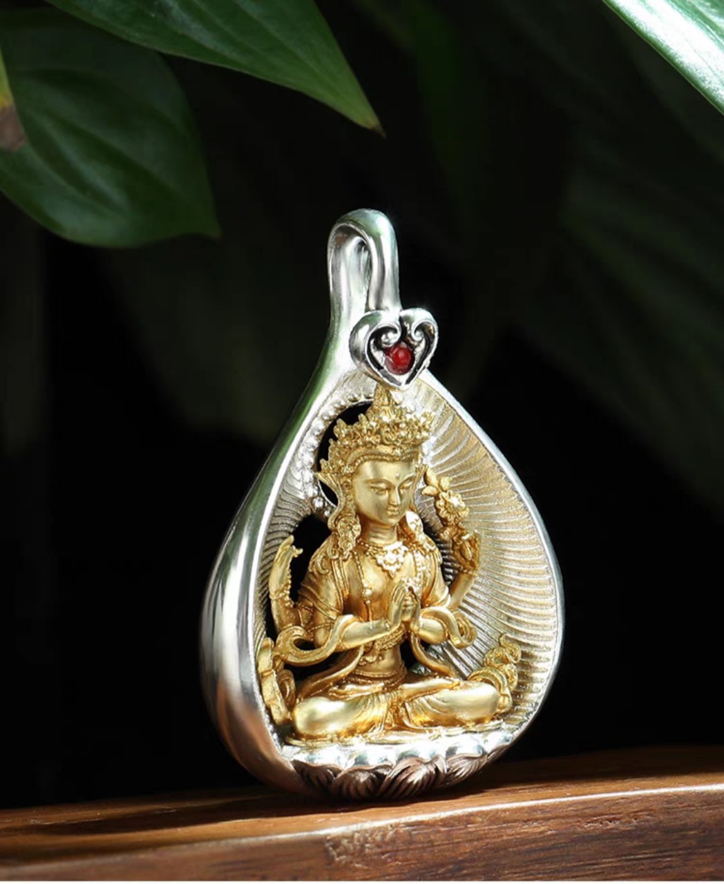 Mặt dây chuyền các Bổn Tôn