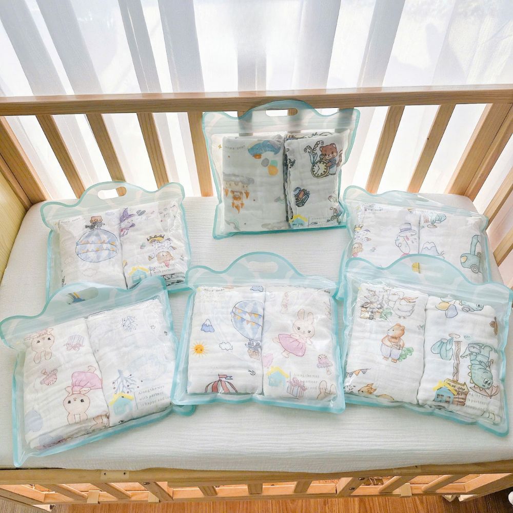 Set túi 2 khăn tắm xô họa tiết cổ tích cho bé