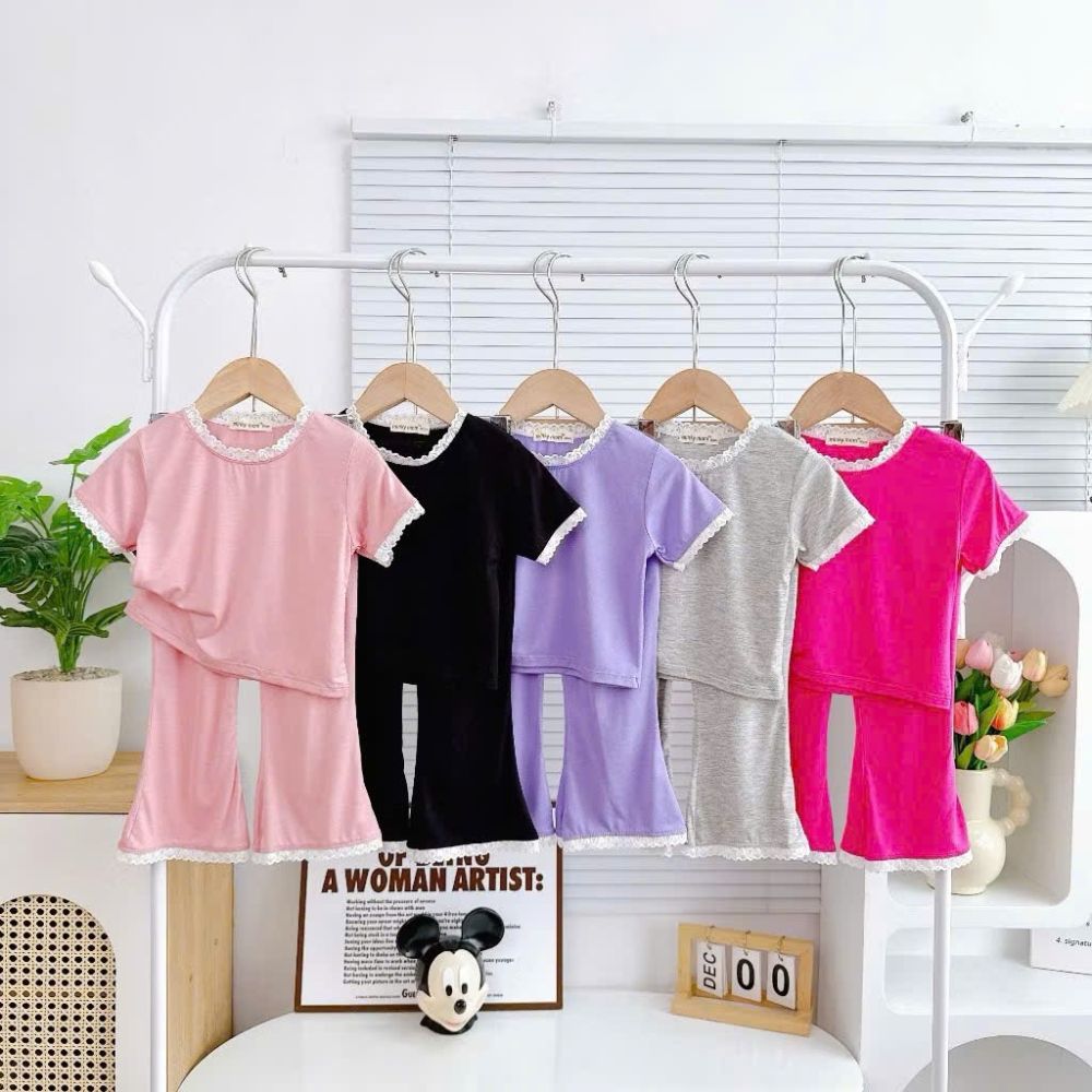 Bộ cộc tay quần dài ống loe viền ren Minkymom cho bé