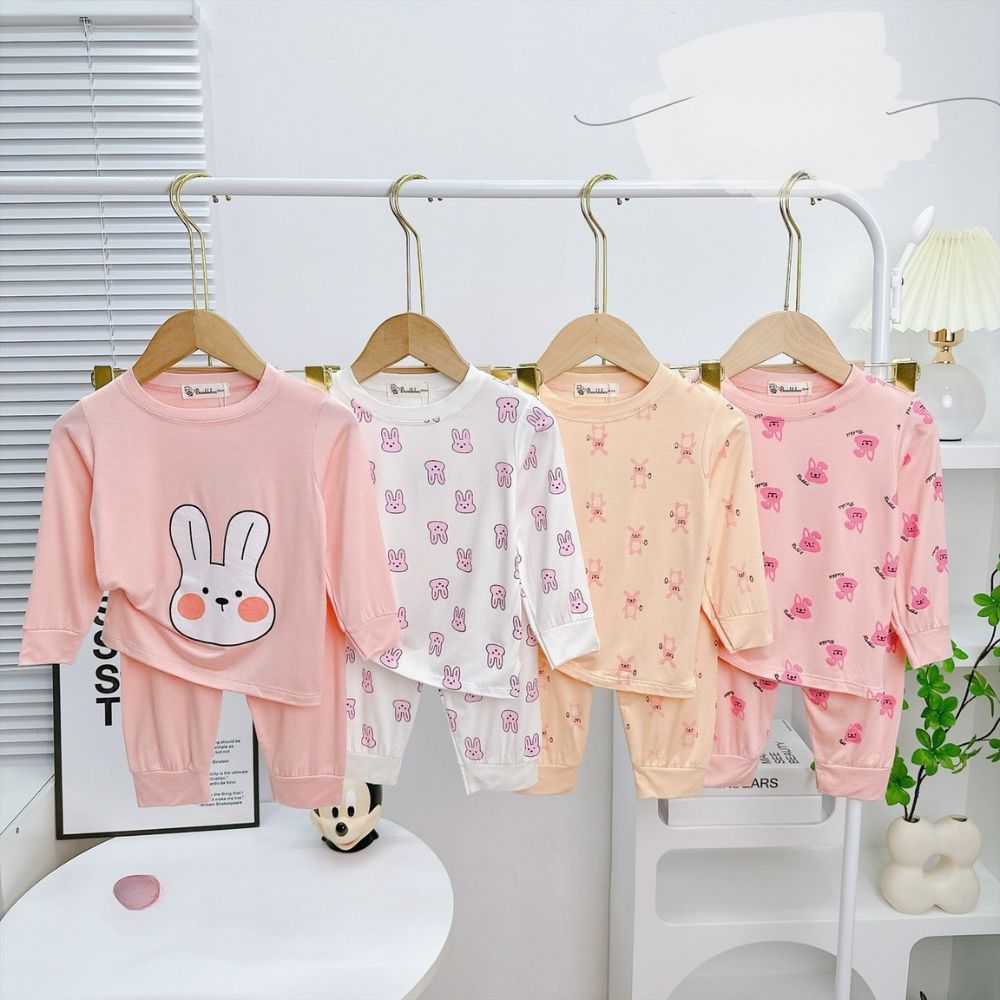 Bộ dài thun lạnh Bumblebee in hình thỏ