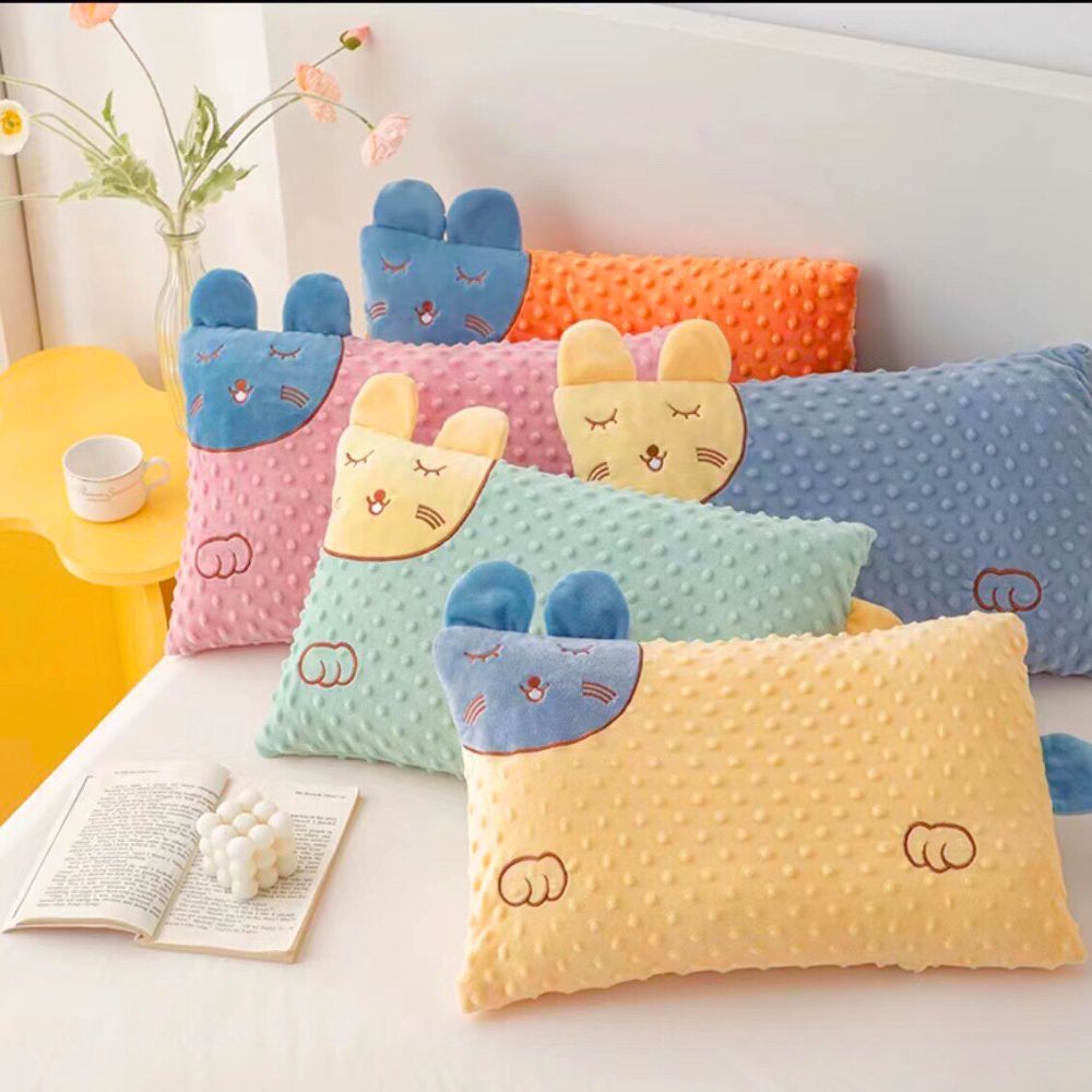 Gối vải nhung hạt đậu hình mèo
