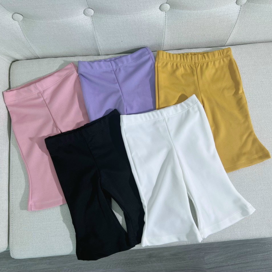 Quần lửng ống loe cực yêu cho bé