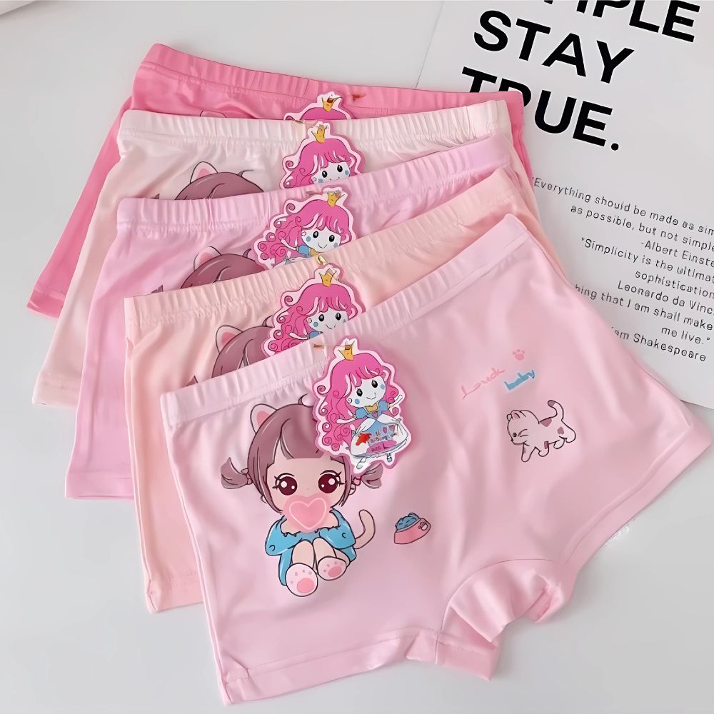 Quần chip mặc váy cho bé gái mẫu ngẫu nhiên