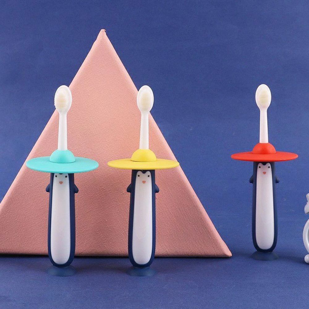 Bàn chải đánh răng Babuu chim cánh cụt chống hóc cho bé 1Y+