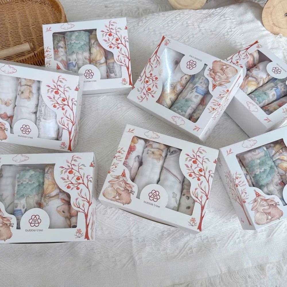 Hộp 4 khăn sữa cotton organic 4 lớp Bubble Tree họa tiết cổ tích
