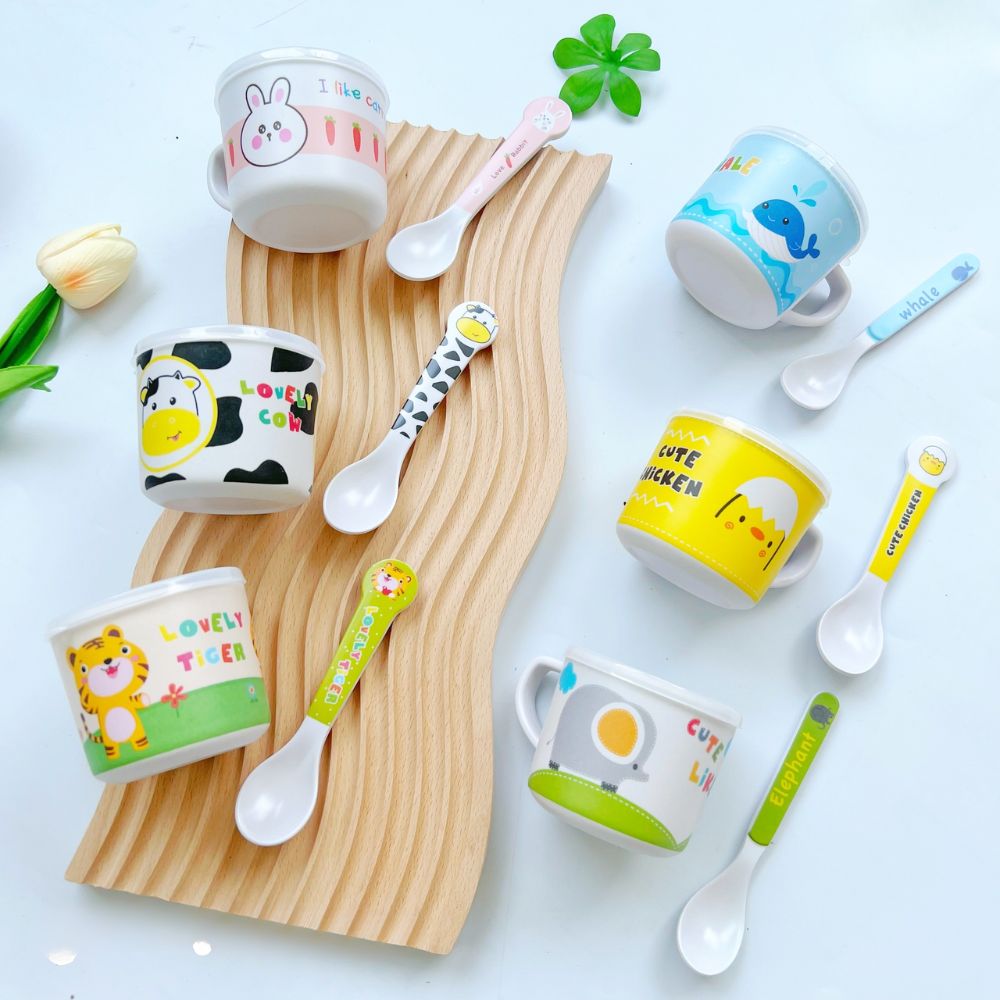 Cốc uống nước lúa mạch kèm thìa cho bé