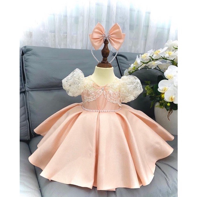 Đầm xoè voan phối tay ren kèm cài nơ