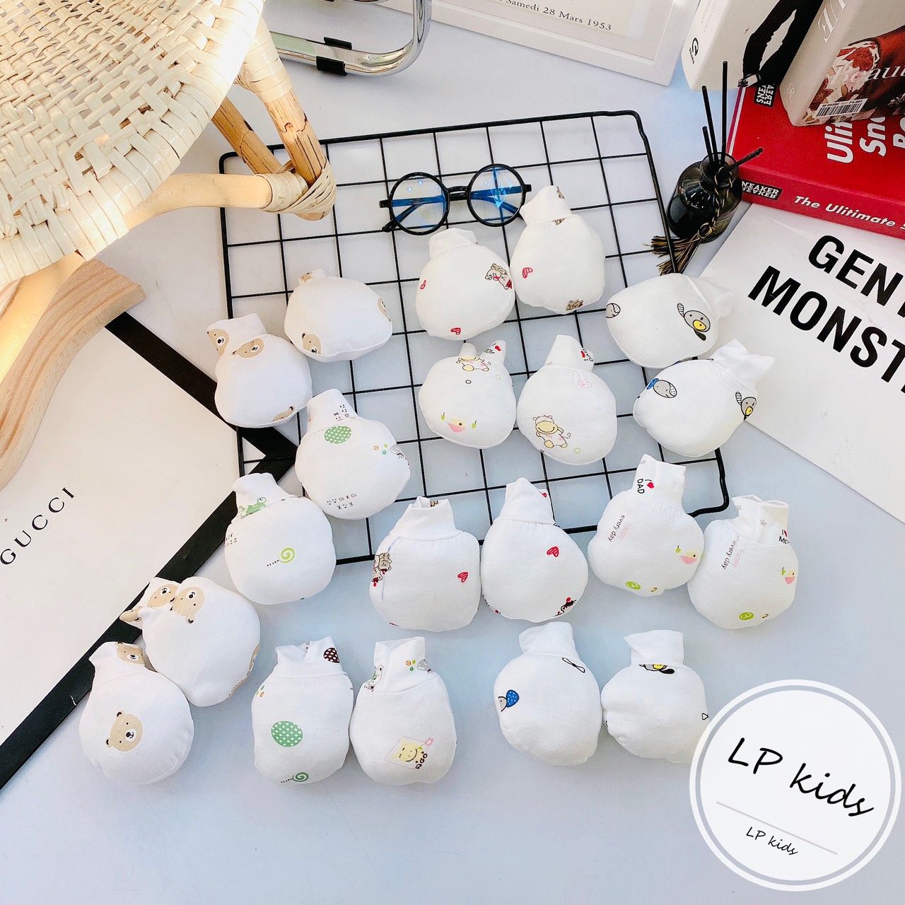 Set 2 đôi bao tay petit LP kids