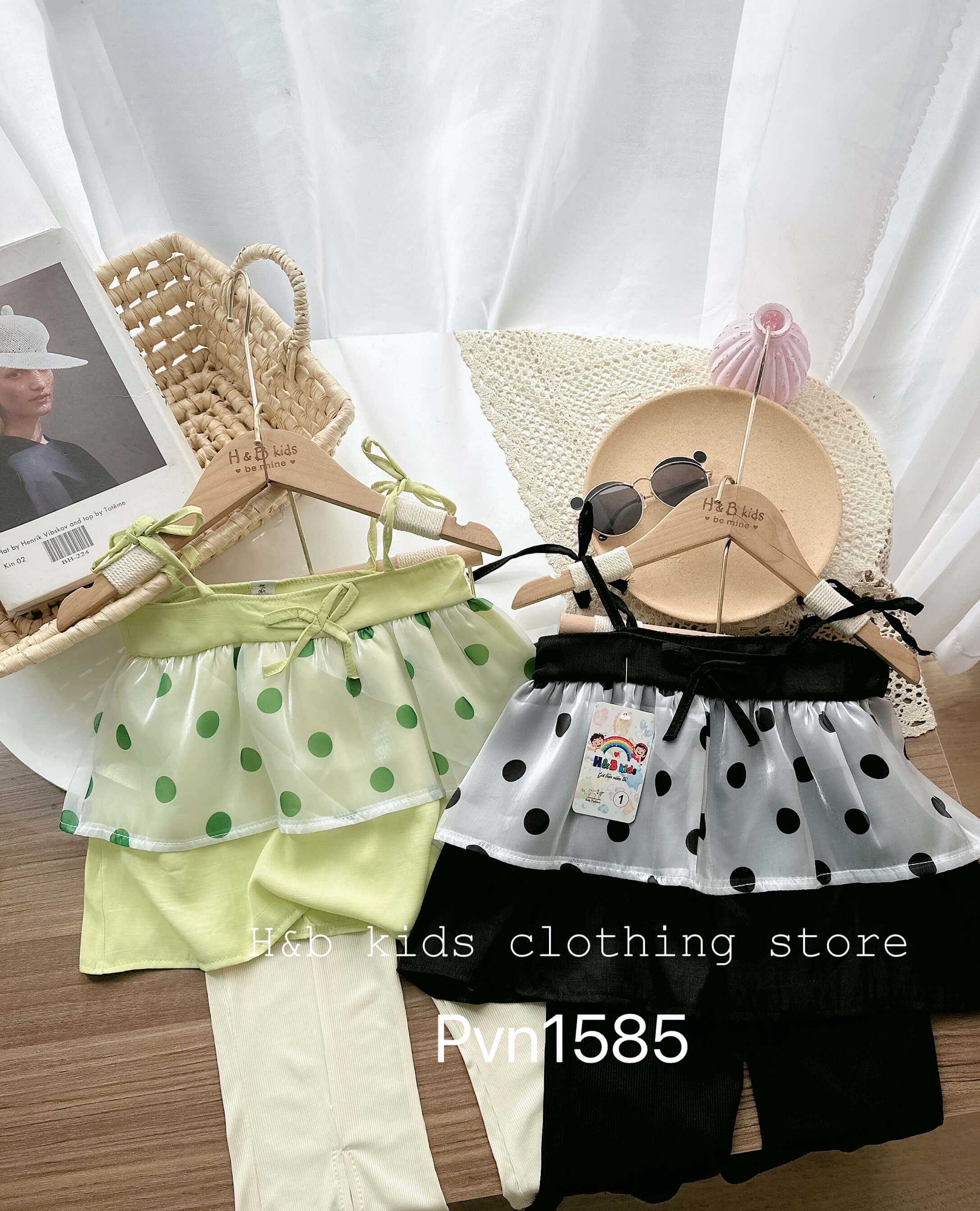 Set bộ 2 dây 2 tầng áo rộng quần ống tăm loe xẻ tà