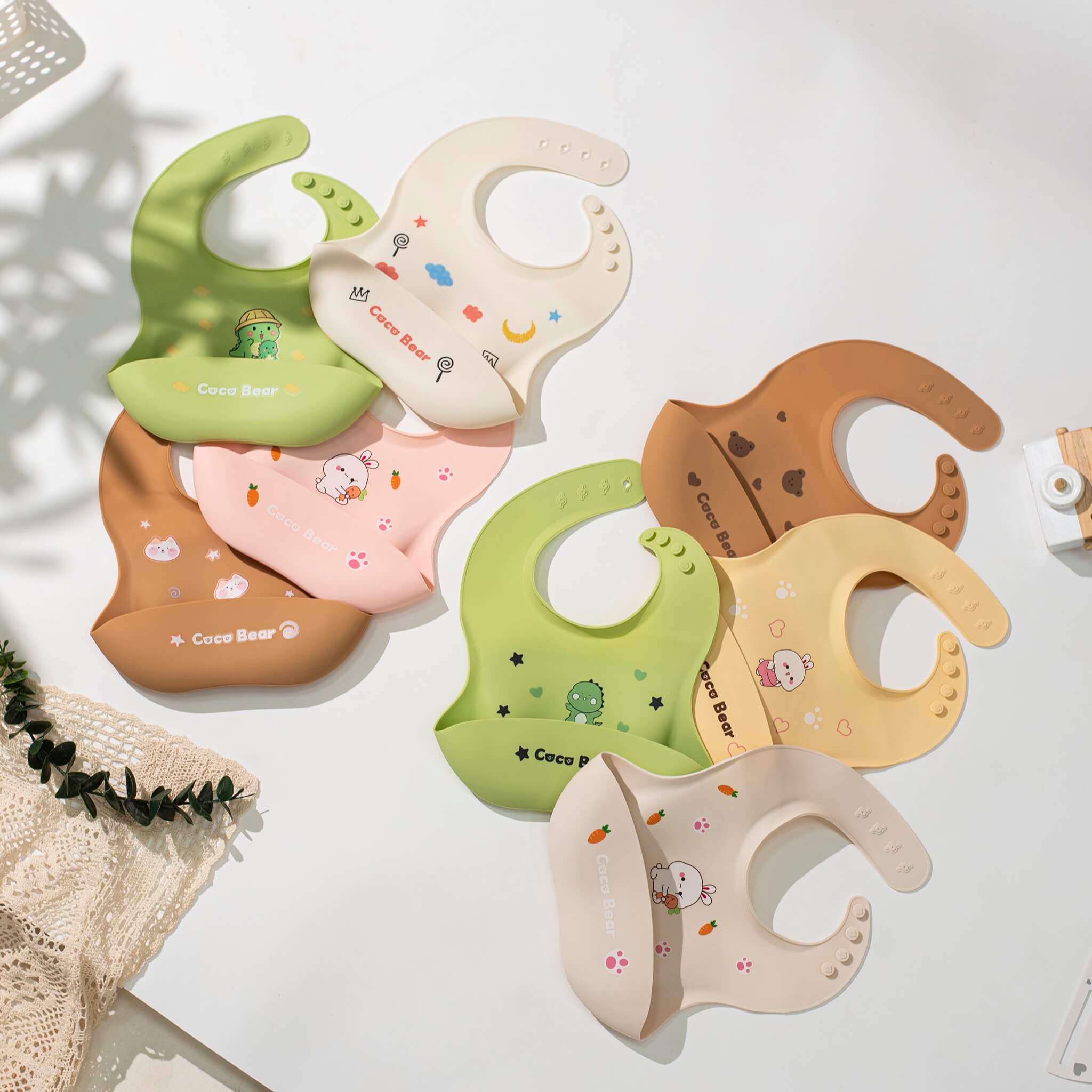 Yếm ăn dặm silicon cho bé Cocobear