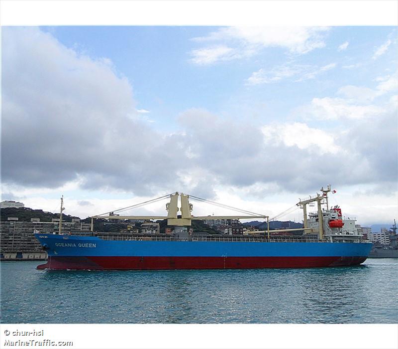 MV OCEANIA QUEEN