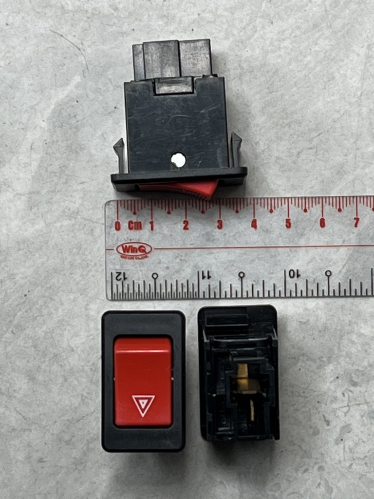 Công tắc bập bênh chữ nhật 2 chân lớn(tốt)