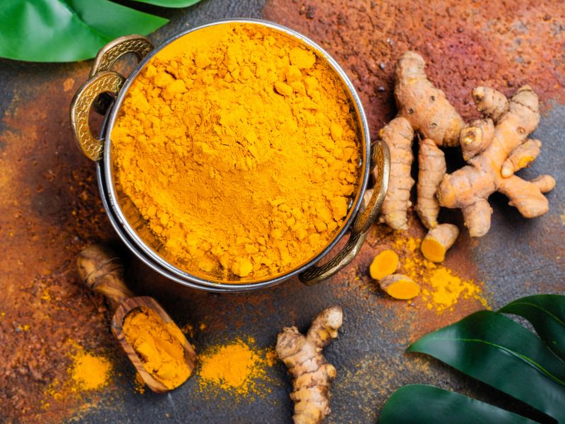 Nghệ mật ong giúp làm đẹp da