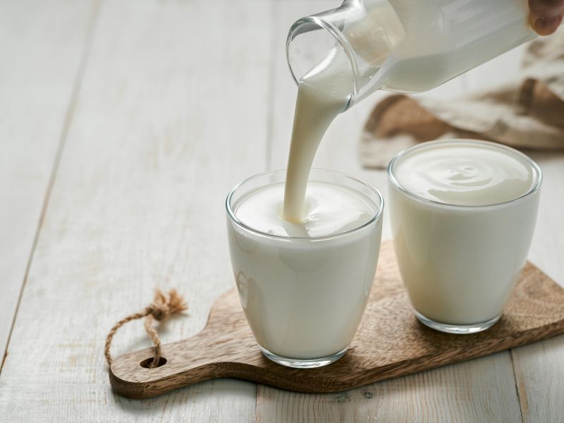 Sữa chua uống mát lạnh, bổ dưỡng.