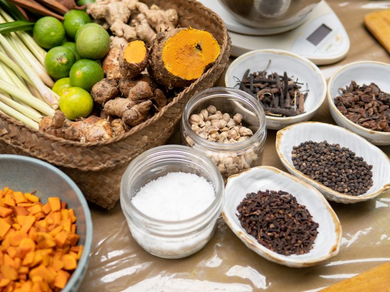 Cách nấu Lẩu gà hầm sả bằng nồi áp suất điện nhanh chóng bất ngờ