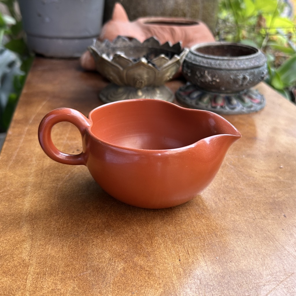 Tống rót trà có quai đất đỏ - gốm Mumyoi
