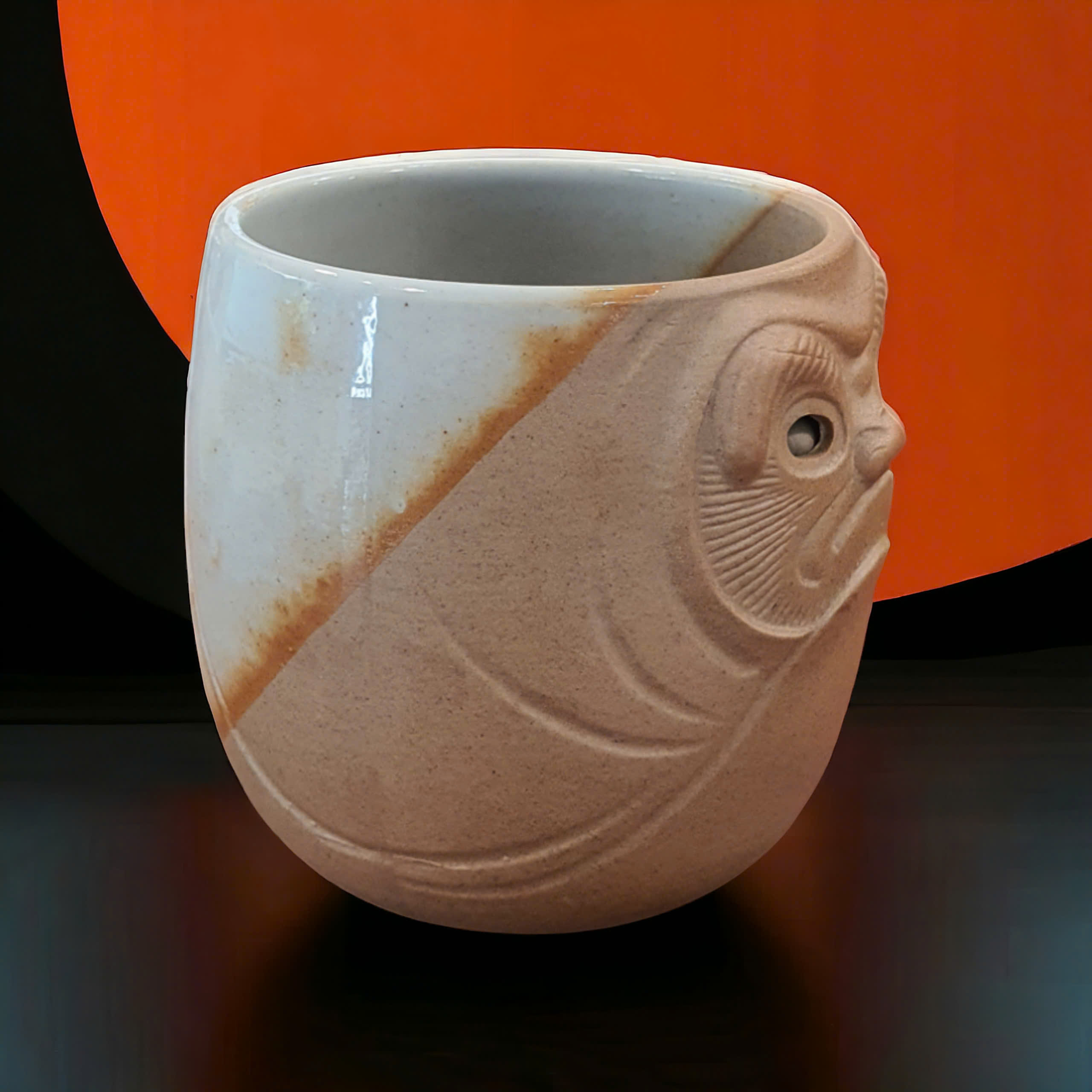 Ly/ cốc trà Daruma, Akita (gốm Nhật), có triện