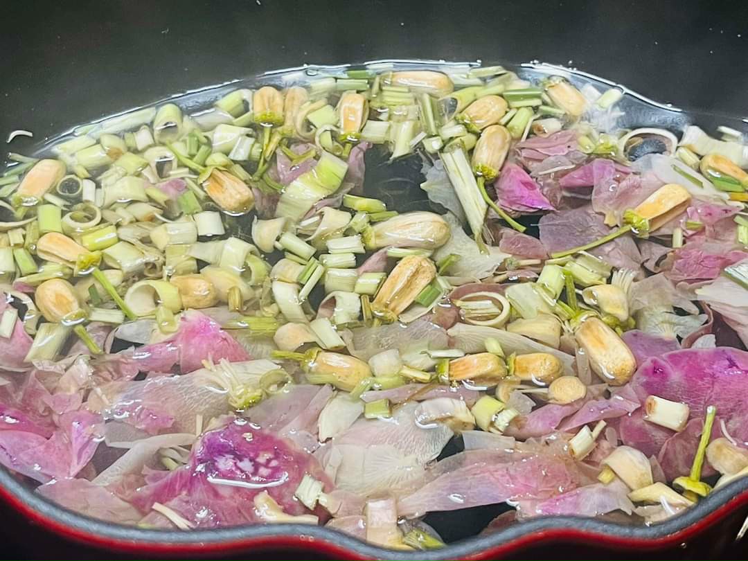 Hoa thơm xông mặt Karose Floral