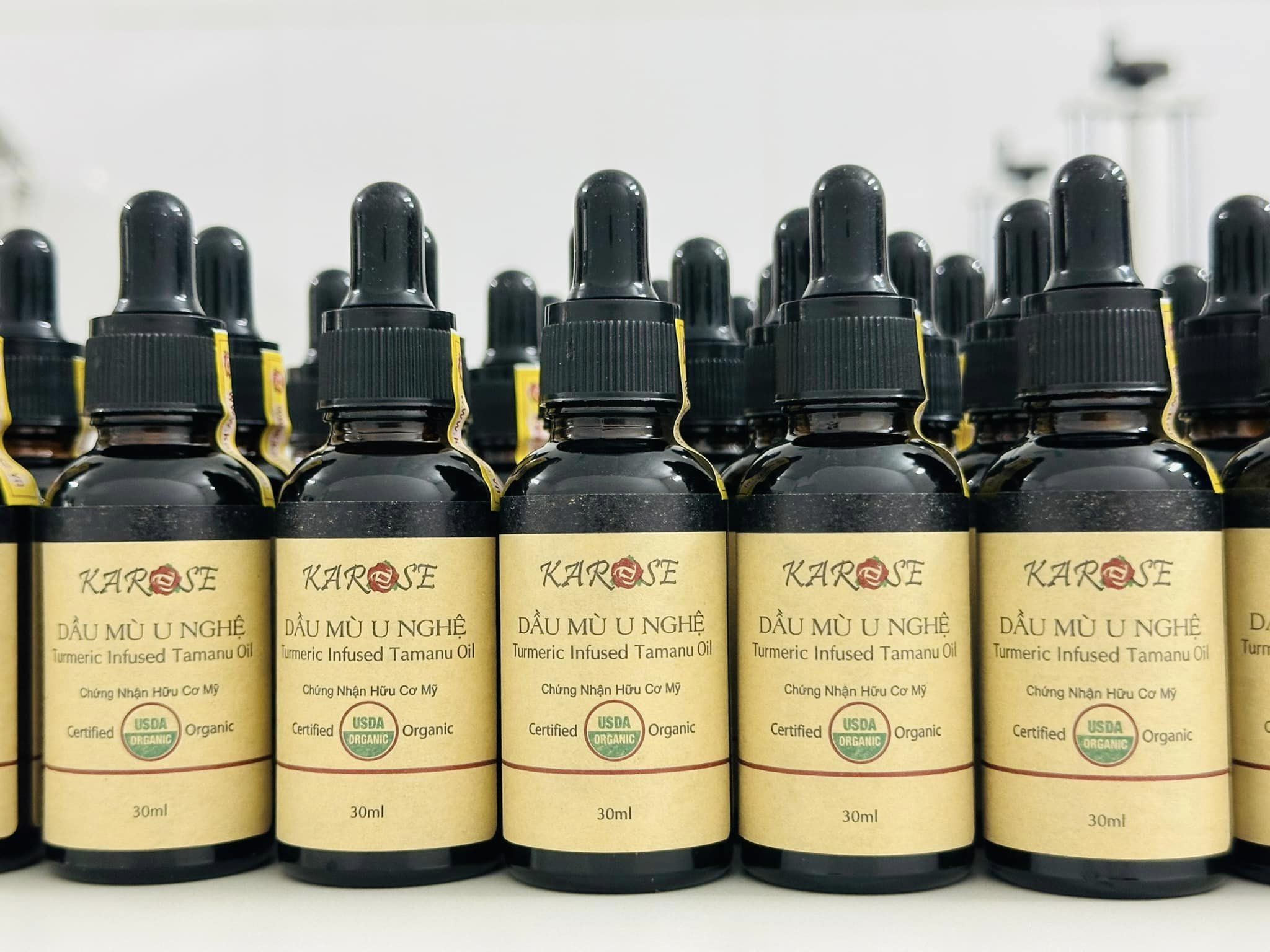 Dầu mù u nghệ hữu cơ 30ml (organic tamanu & turmeric oil) - Karose