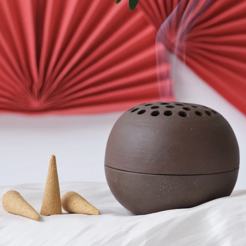 Lư Gốm Đốt Nụ Nhang Phước Tích – Incense Cone Holder - Bèo Tấm