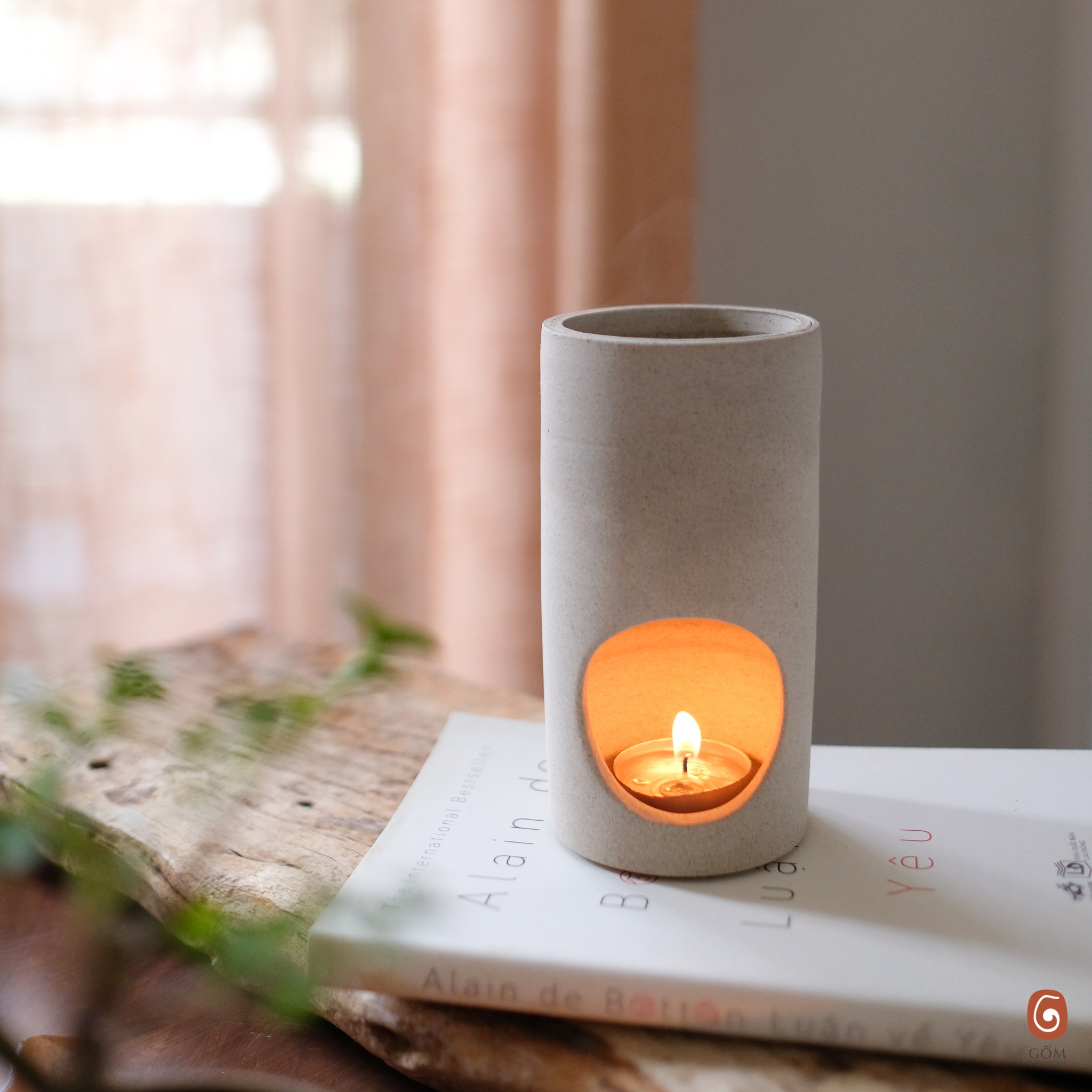 Gốm Sài Gòn (gạt tàn, lọ đốt tinh dầu, cờ caro) - handmade