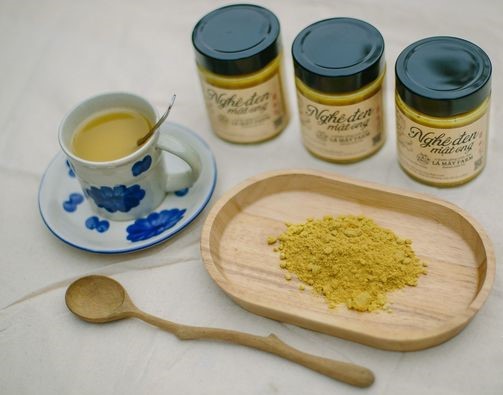 Nghệ Đen Mật Ong - Lá Mây Farm