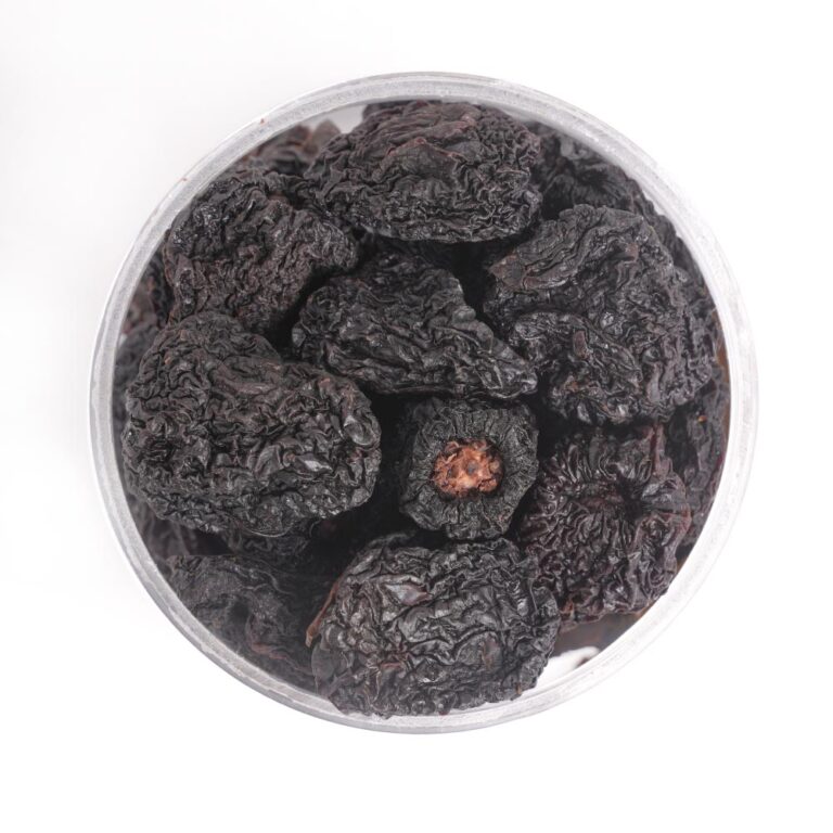 Táo đen sấy khô 300gr - Noom