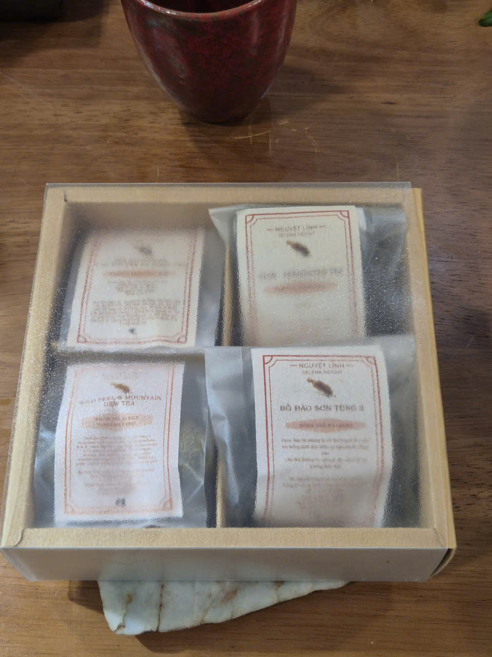 Set BST Trà Quà Tặng - Shan Tuyết Cổ Thụ Việt Nam (Vietnam Acient Snow Shan Tea giftset) - 4 loại trà