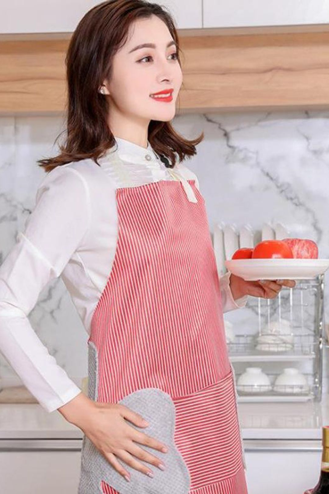 Tạp Dề Kẻ Sọc Có Túi Và Khăn Lau 2 Bên Có Túi A1542