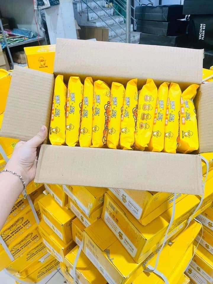 Thùng 10 Gói Khăn Giấy Ướt Con Vịt Vàng DUCKLING A5711