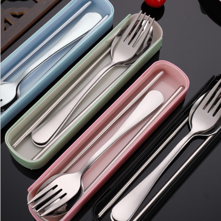 Bộ 3 Món Thìa Đũa Muỗng Inox Kèm Hộp Đựng Bằng Nhựa A0323