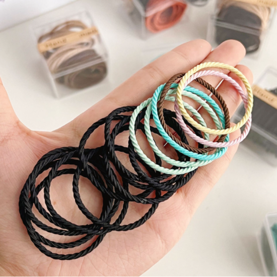 Hộp 100 Chun Cột Tóc Cao Su Co Giãn Nhiều Màu A1551