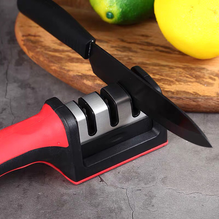 Dụng Cụ Mài Dao Kéo 3 Rãnh Cầm Tay Tiện Dụng A4741