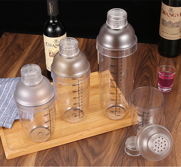 Bình Lắc Shaker Pha Chế Chia Vạch Nhựa Việt Nhật 600ML Trong suốt (0103) A1453