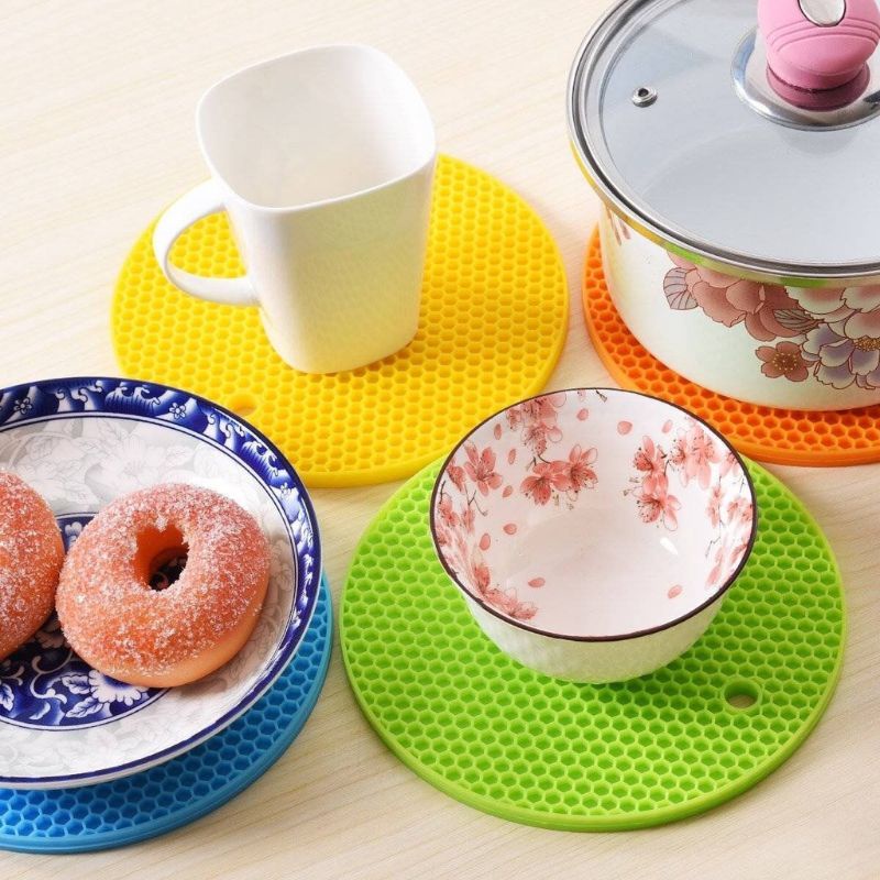 Đế Lót Nồi Silicon Cách Nhiệt Chống Trượt Hình Tổ Ong A2214