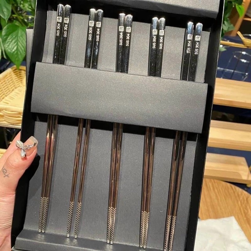 Hộp 5 Đôi Đũa Inox 304 Chống Trơn Trượt Cao Cấp Hàn Quốc, Đũa Inox An toàn Vệ Sinh Chống ẩm mốc A2832