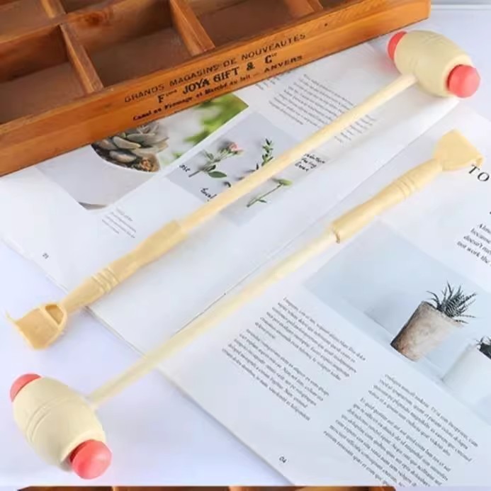 Búa massage lưng bằng gỗ kèm gãi ngứa hình bàn tay, gãi tay, búa Phật, kinh lạc, búa sống L0523