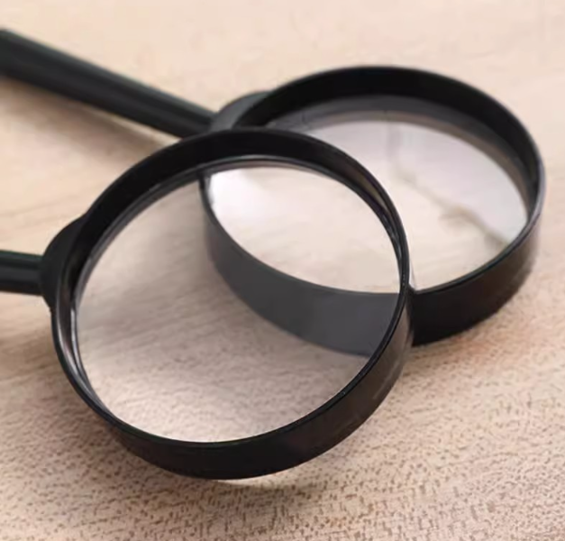 Kính lúp cầm tay cho người già đọc sách kính lúp nhựa cho học sinh kính lúp cầm tay đọc báo L0214