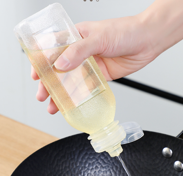 Bình đựng bóp chai nước sốt dầu ăn gia vị nước tương nước mắm chai chiết đựng dầu ăn gia vị L0842