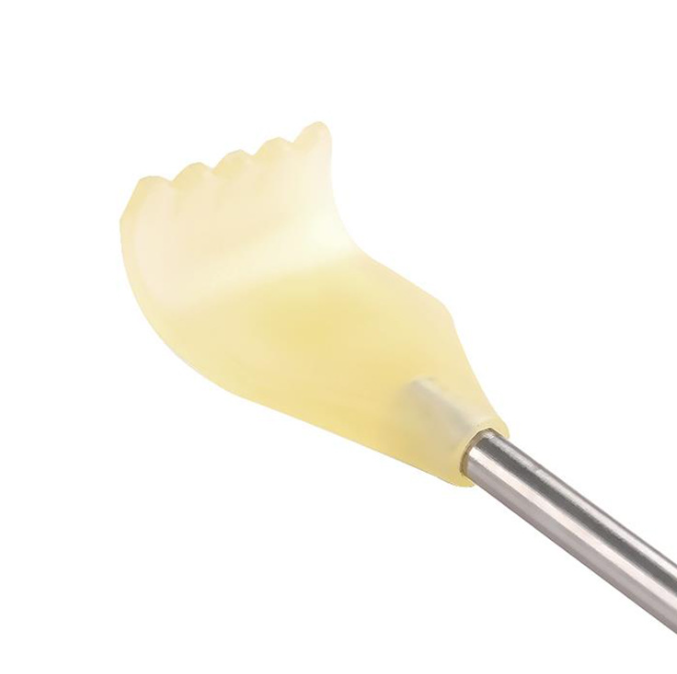 Dụng cụ cào lưng bằng thép không gỉ có thể thu vào bốn đoạn để mát xa cho người già A1057